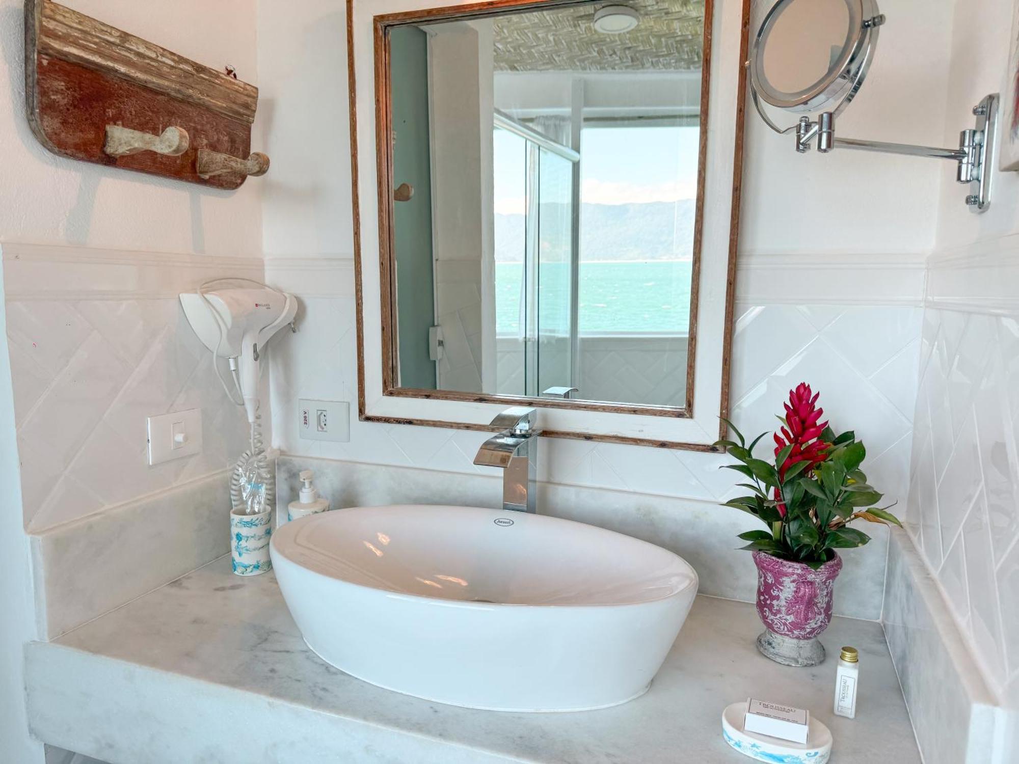Vilatoro Guest House Ilhabela Εξωτερικό φωτογραφία
